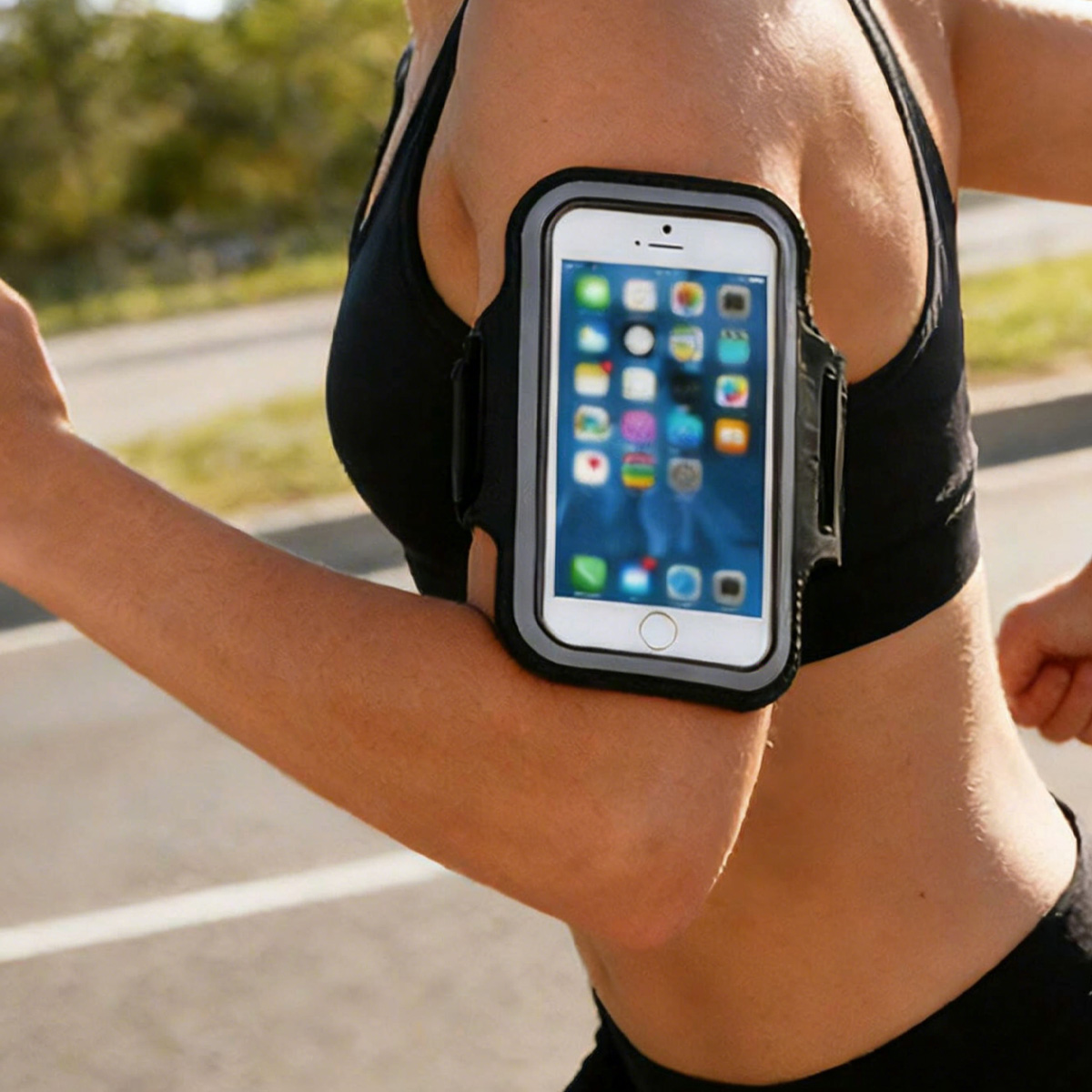 Running Gear Essentials - 携帯電話ホルダーと保護ケース付きランニングバッグ、ランニングやフィットネスに最適、必須のスポーツ用品、iPhone 15/14/13/12/11 Pro Max/Xs/Xr/X/8/7/6 Plus/Se/Mini、Galaxy Ultra
